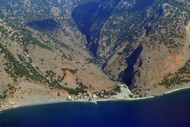 Giannis Rooms Agia Ruméli Exterior foto